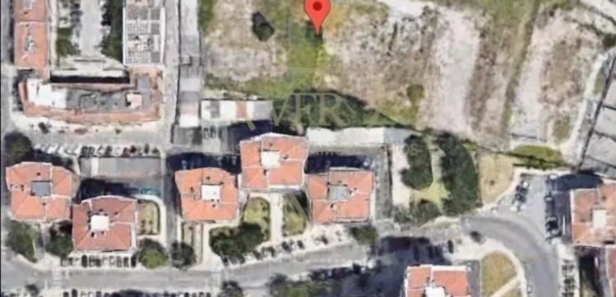 LOTE DE TERRENO URBANO C/ PROJECTO APROVADO