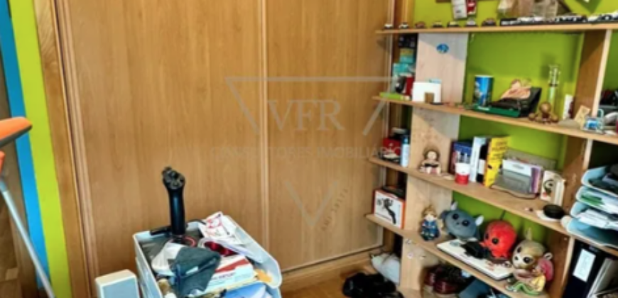OPORTUNIDADE! APARTAMENTO T3 | ESTACIONAMENTO BOX C/ 75M2 | ARRECADAÇÃO