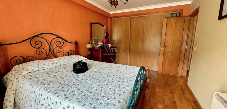 OPORTUNIDADE! APARTAMENTO T3 | ESTACIONAMENTO BOX C/ 75M2 | ARRECADAÇÃO