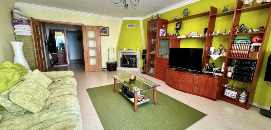 OPORTUNIDADE! APARTAMENTO T3 | ESTACIONAMENTO BOX C/ 75M2 | ARRECADAÇÃO