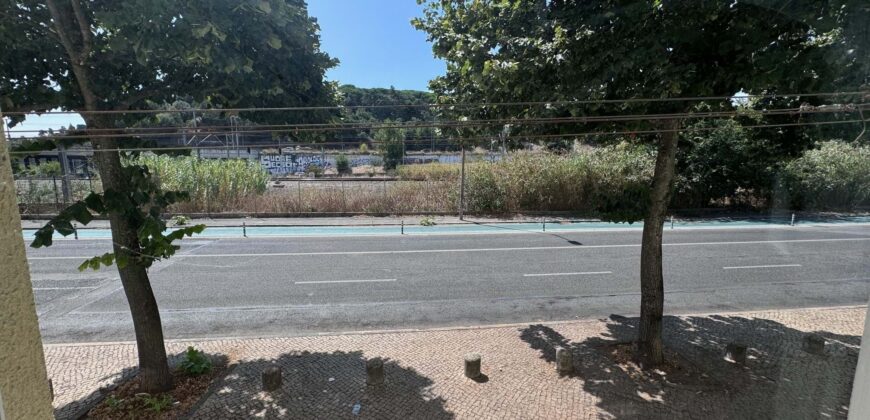 Apartamento T1 no coração de Benfica – São Domingos de Benfica, Bairro das Furnas