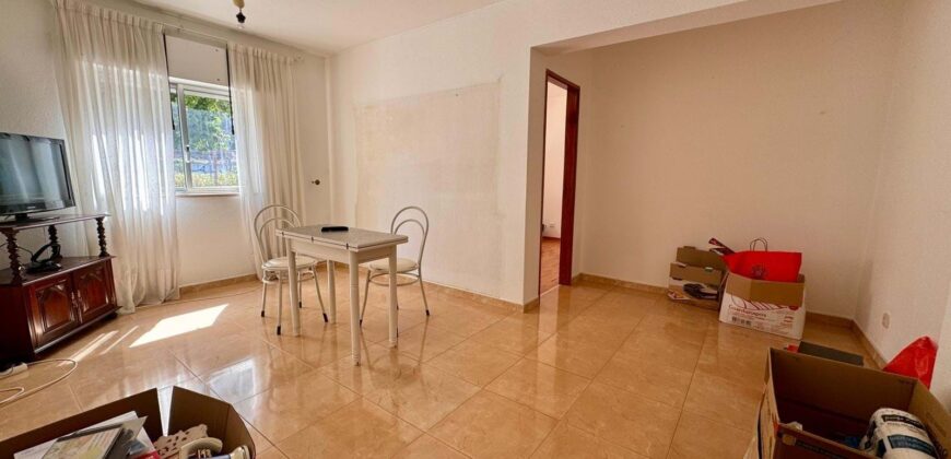 Apartamento T1 no coração de Benfica – São Domingos de Benfica, Bairro das Furnas