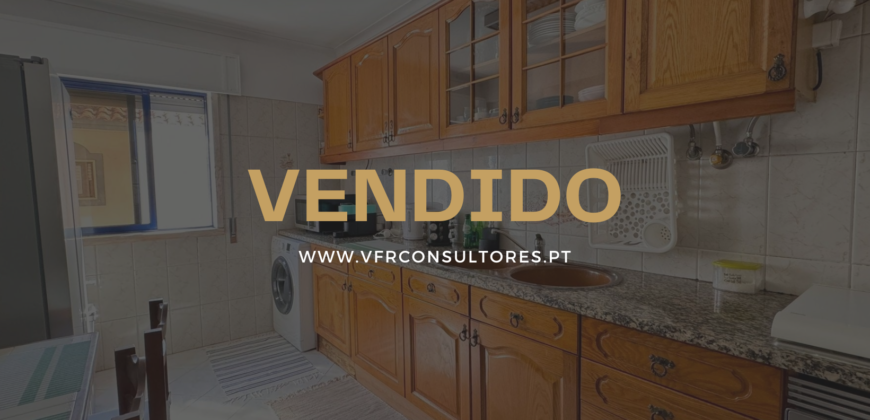 Apartamento T2 – Vale Mourão Cacém