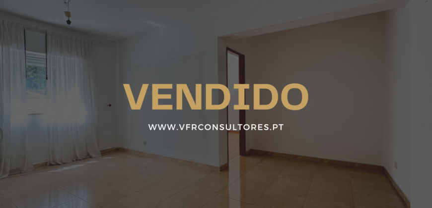Apartamento T1 no coração de Benfica – São Domingos de Benfica, Bairro das Furnas