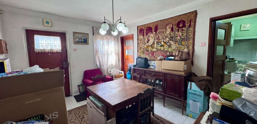 Bairro de Santa Cruz / Benfica  – Moradia T3