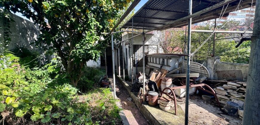 Bairro de Santa Cruz / Benfica  – Moradia T3