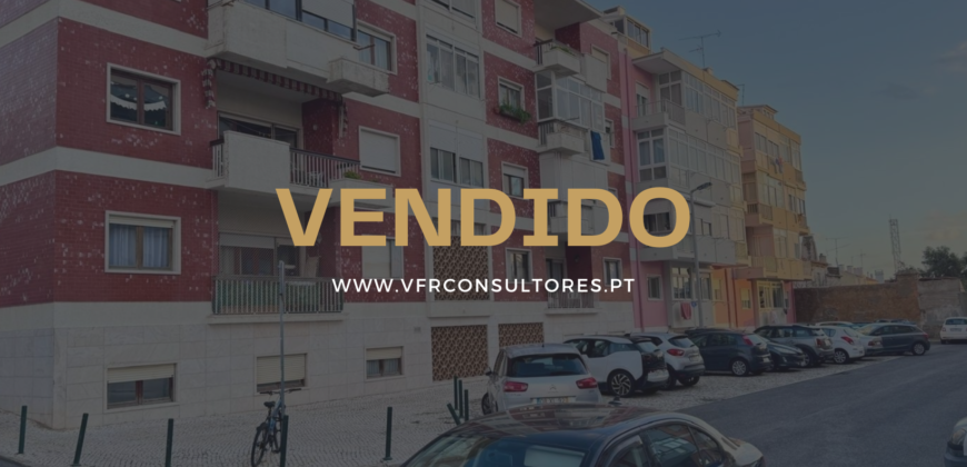 Apartamento T1 à Venda na Parede – Localização Exclusiva!