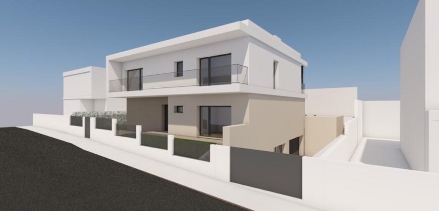 Terreno à Venda com Projeto de Construção Aprovado e construção já em curso –Realize o Seu Sonho!