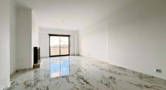 Oportunidade ÚNICA no Cacém! T3 (4 Assoalhadas) com arrecadação e possibilidade de Garagem Box