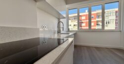 Apartamento T1 à venda na Parede, Cascais – Localização Exclusiva!