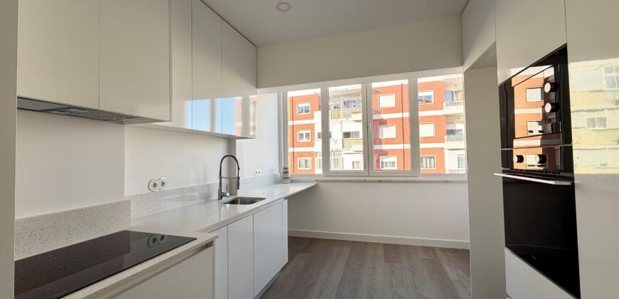 Apartamento T1 à venda na Parede, Cascais – Localização Exclusiva!