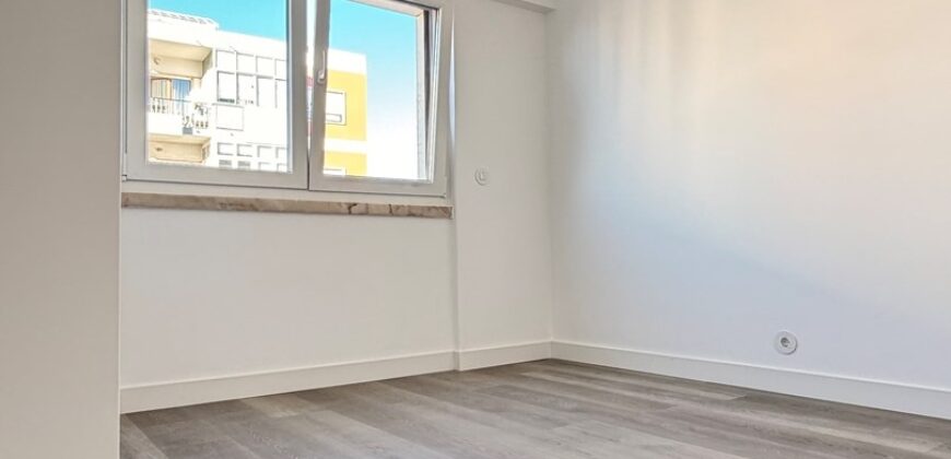 Apartamento T1 à venda na Parede, Cascais – Localização Exclusiva!
