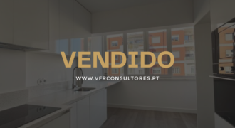 Apartamento T1 à venda na Parede, Cascais – Localização Exclusiva!