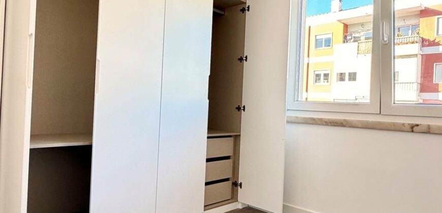 Apartamento T1 à venda na Parede, Cascais – Localização Exclusiva!