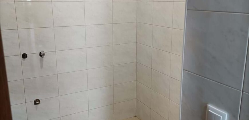 Loures, Zona BOTICA (GUERREIROS) – Loja de Rua, para Venda – 70m²