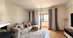 Excelente Apartamento T2 com 95 m², Arrecadação de 30 m², junto à Estação das Mercês