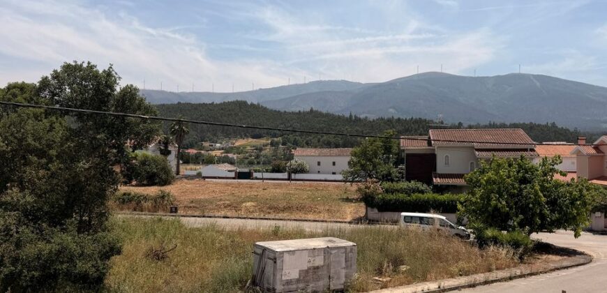 OPORTUNIDADE EM SERPINS – Moradia Como Nova – 4 Frentes, Vistas Incríveis e Excelente Exposição Solar