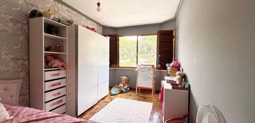 Excelente Apartamento T2 com 95 m², Arrecadação de 30 m², junto à Estação das Mercês