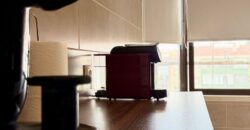 Excelente Apartamento T2 com 95 m², Arrecadação de 30 m², junto à Estação das Mercês